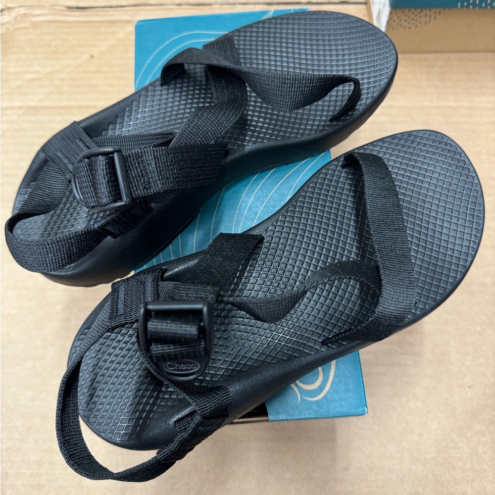 Chaco Z1 Classic Women’s size 9 US
